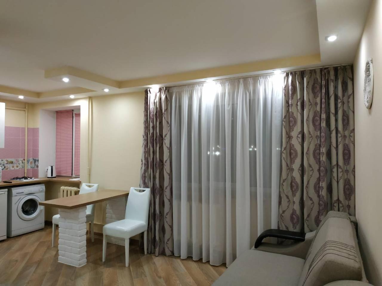 Apartments In The Center Maidan Rivne Luaran gambar
